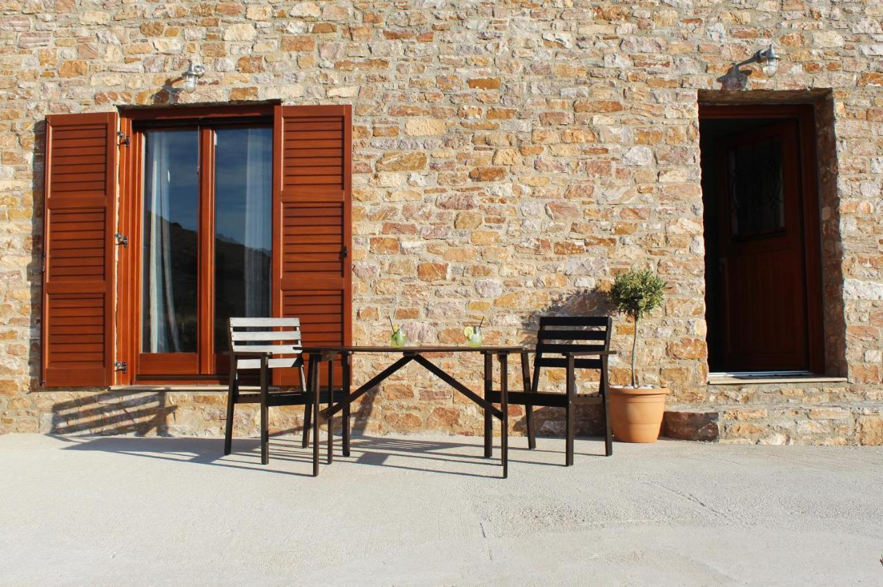Villa Adeiata Adiata Exterior photo